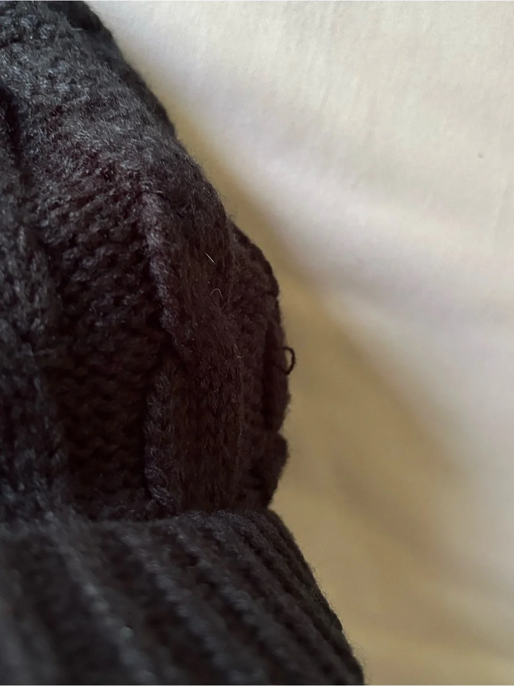 roxy y2k black cable knit beanie cap hat